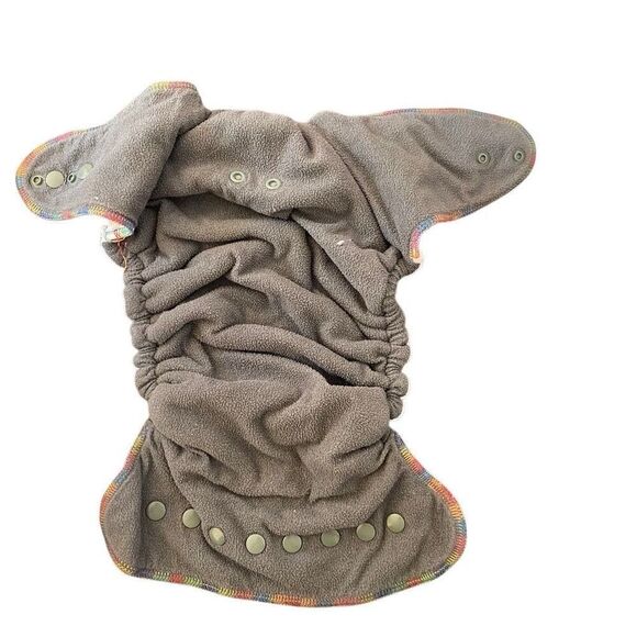 set of 6 cloth diapers 1 is bumGenius no inserts adjustable see photos for wear - Picture 12 of 15